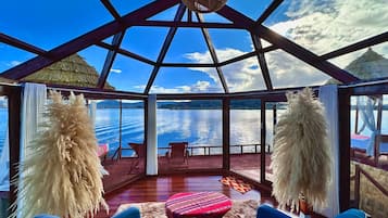 Deluxe-huone | Oleskelualue