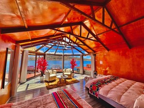 Luxury Double Room, Lake View | Bed sheets