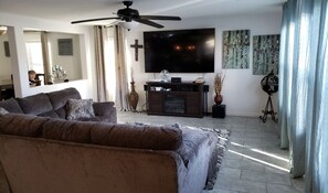 Smart TV, fireplace, video games, stereo