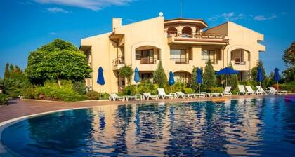 3 bedroom seaview apartment /Ground floor/