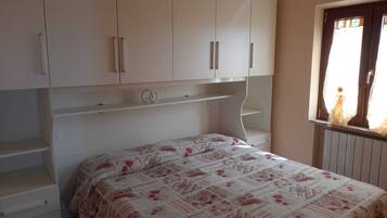 1 camera, Wi-Fi, lenzuola