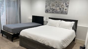 3 bedrooms, in-room safe, desk, iron/ironing board