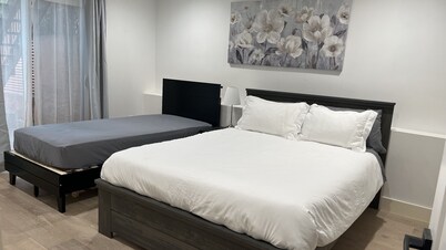 COZY 3Br2Ba and a living room with Sunny patio