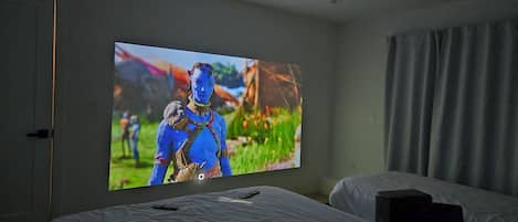 3 chambres, coffres-forts dans les chambres, bureau