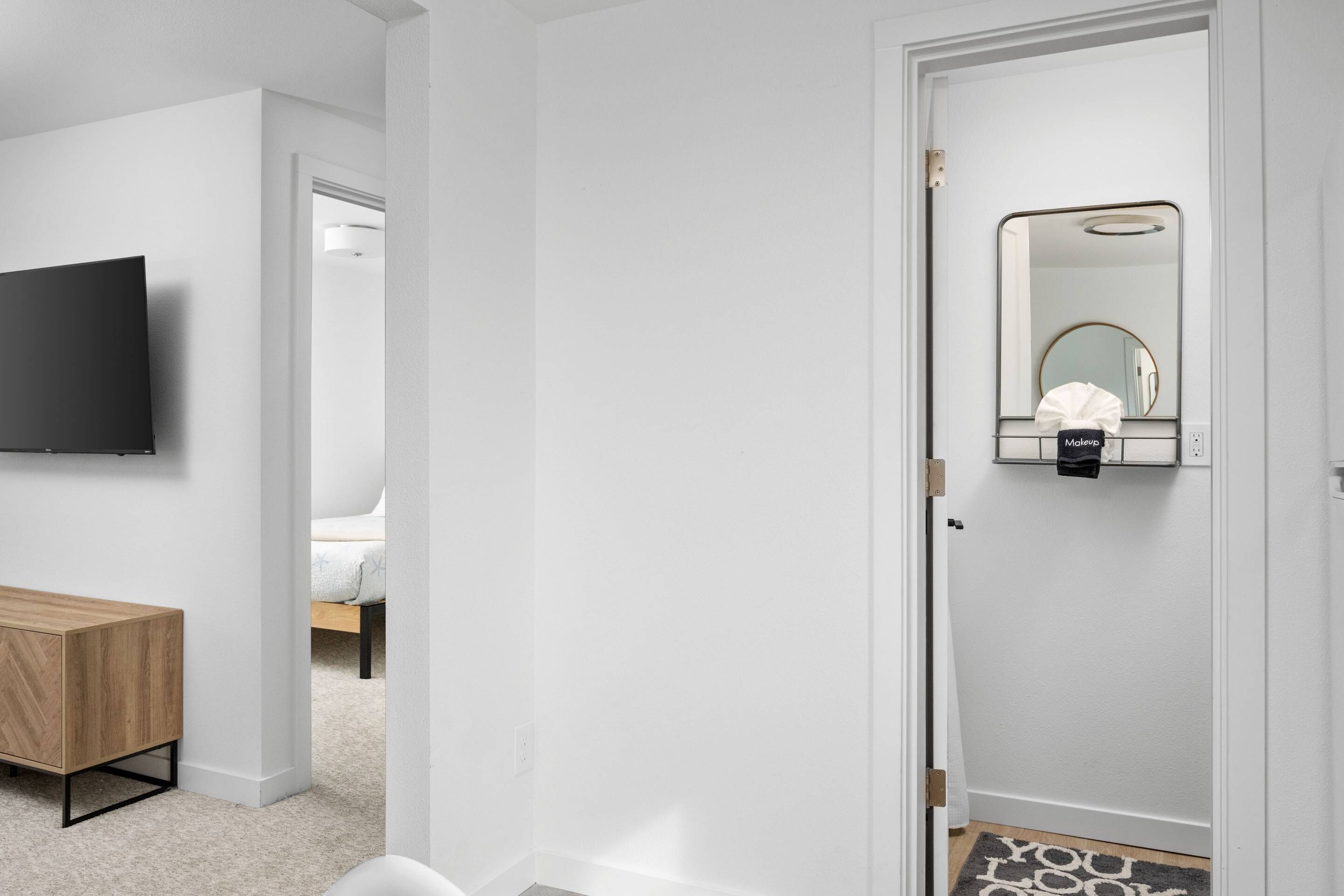 2 多间卧室、免费 WiFi