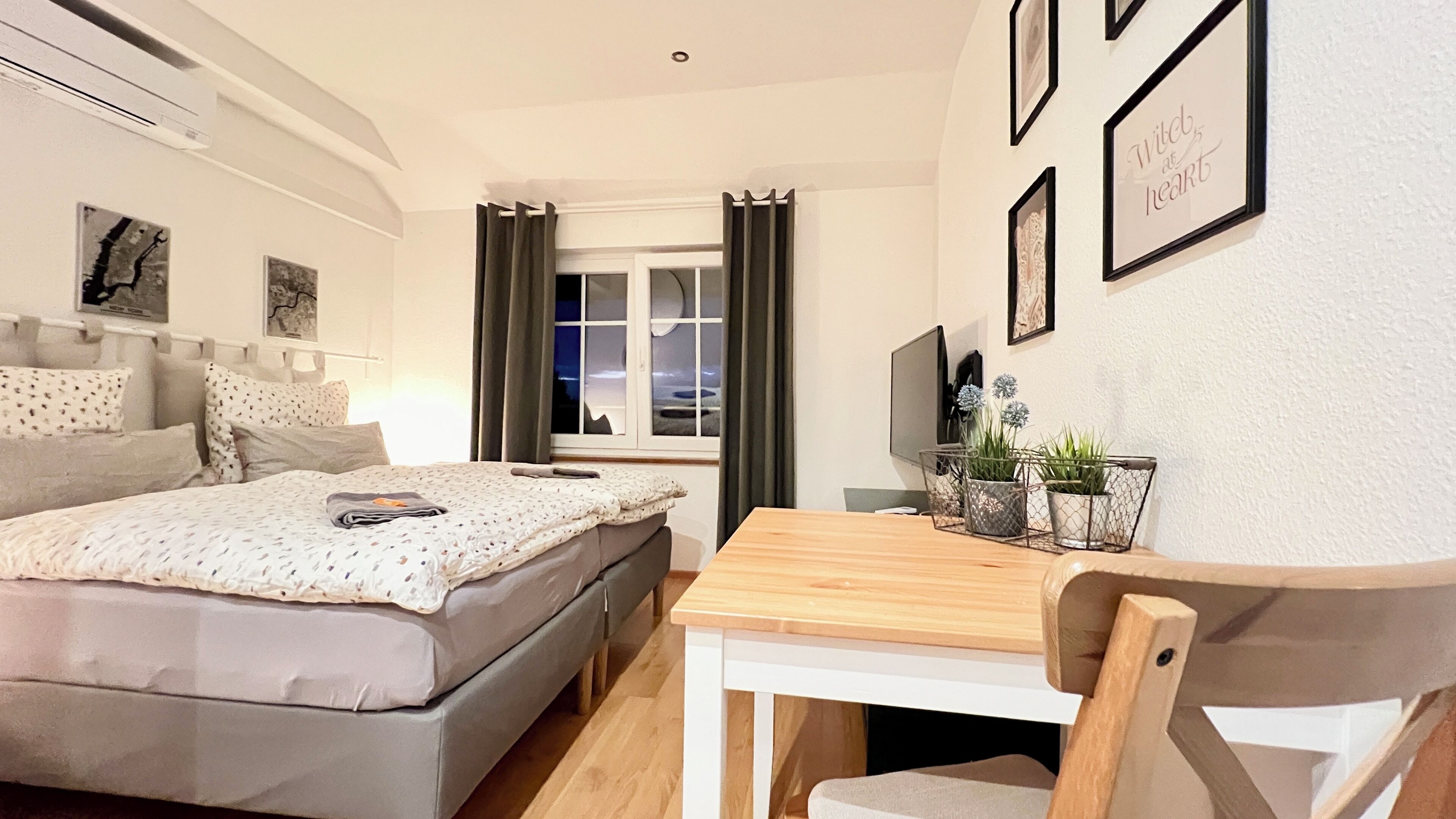 1 bedroom, free WiFi, bed sheets