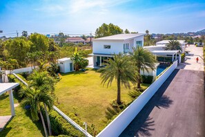 Aerial view - Modern 3 bedroom Pool Villa PG19 (Cha-am)