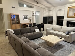 Smart TV, fireplace, DVD player, books