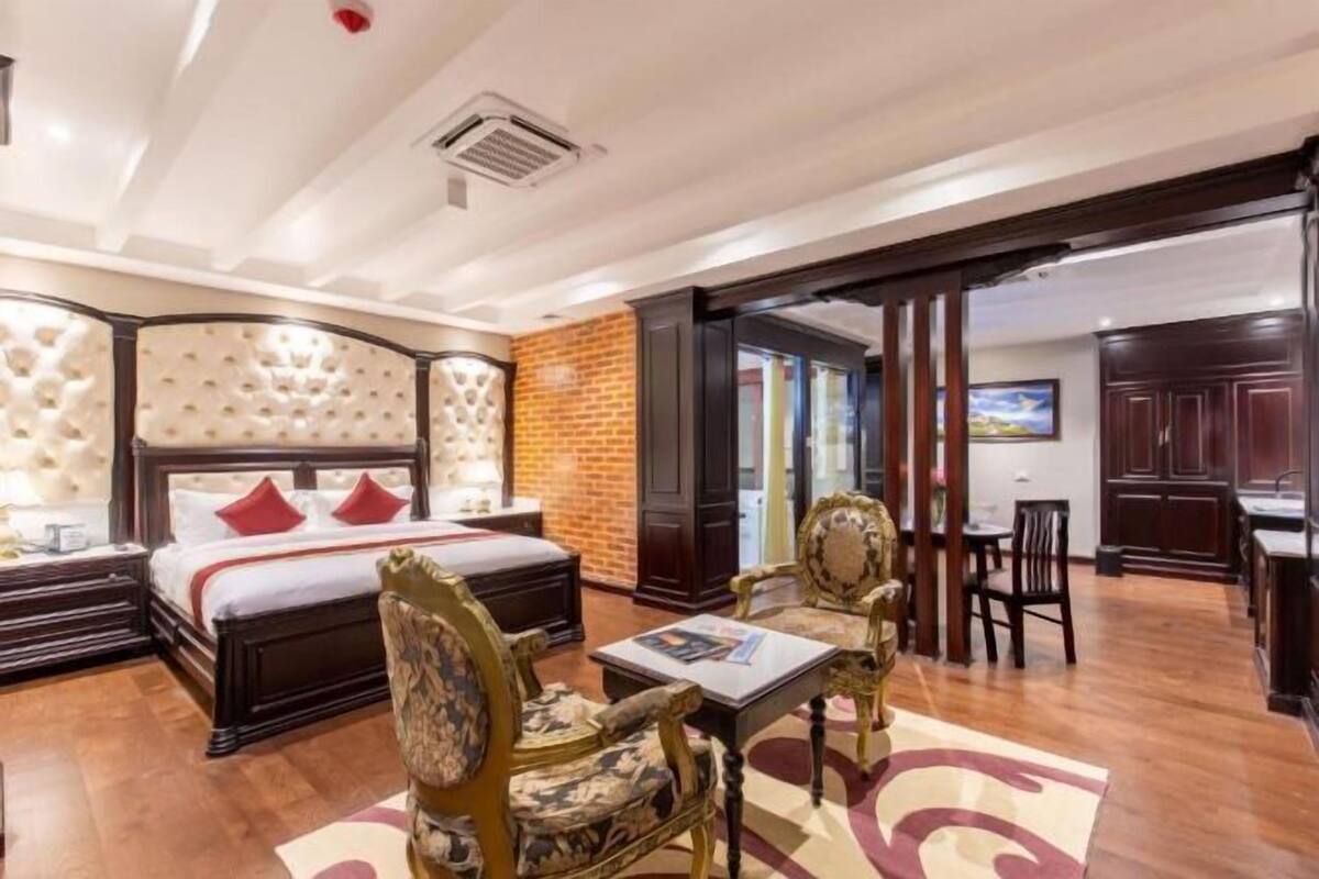 Literie de qualité supérieure, Wi-Fi gratuit, draps fournis