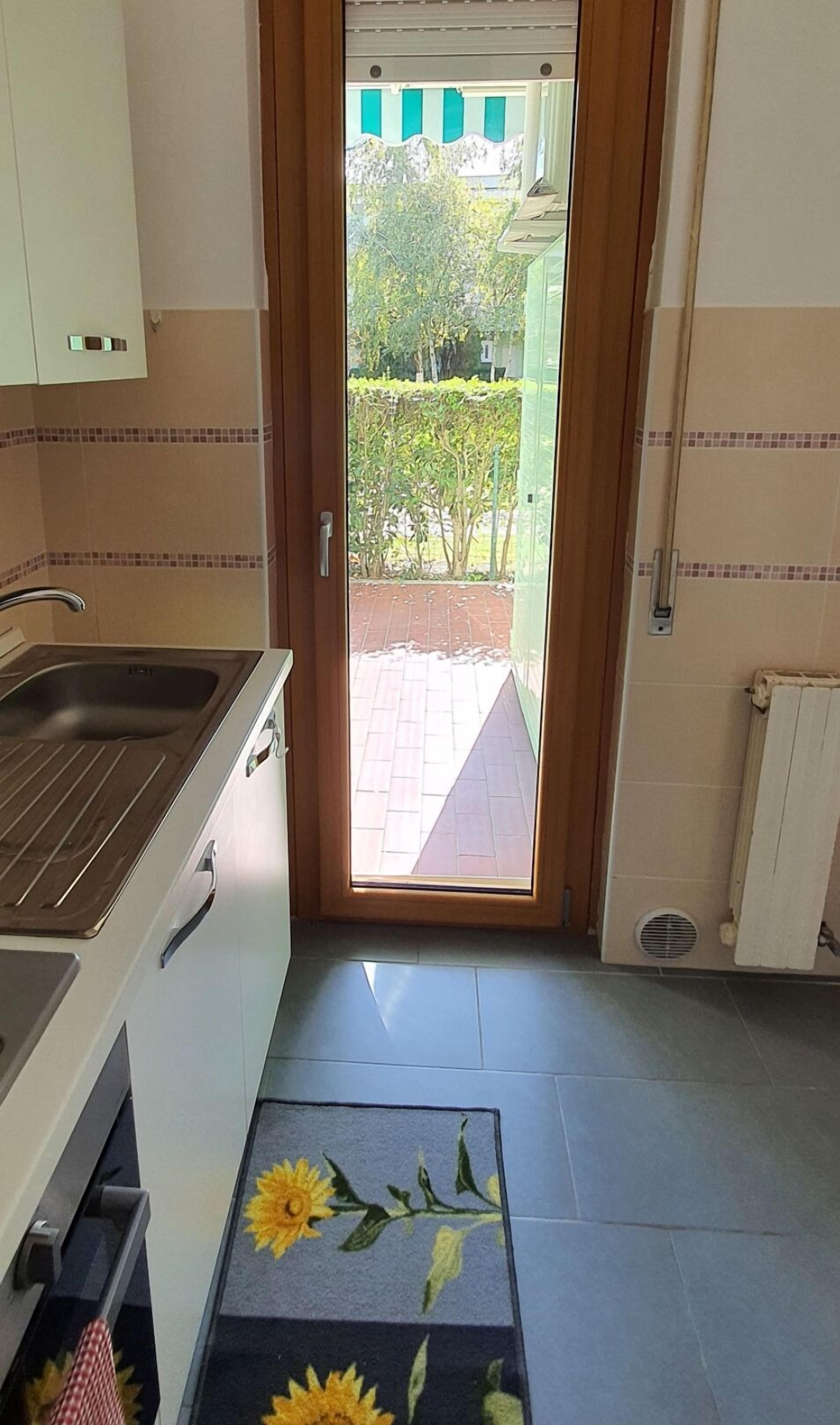 Frigorifero, microonde, forno, tostapane