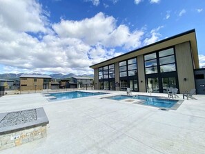 Pool - Pet Friendly | Pool & Hot Tub | Comfy Deck Seating (Whitefish)