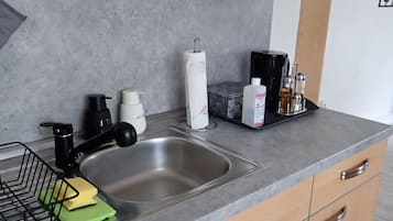 Kühlschrank, Ofen, Herdplatte, Geschirrspüler