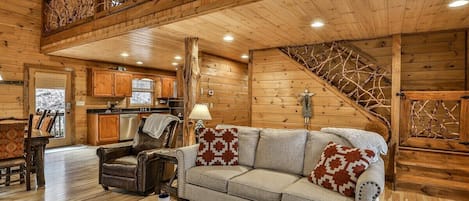 Smart TV y chimenea