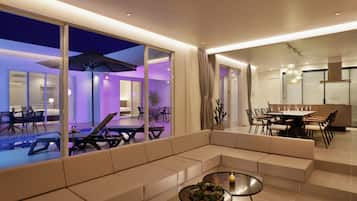 Villa Premium, 3 camere da letto, piscina privata | 2 camere, biancheria da letto ipoallergenica, ferro/asse da stiro