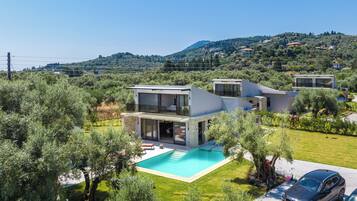 Bagian depan properti