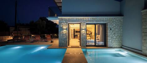 Premium Villa | Terrace/patio