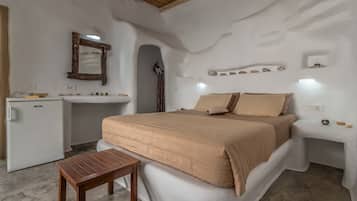 Romantic Double Room (Volcano) | Premium bedding, Select Comfort beds, in-room safe