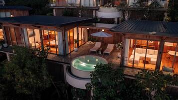 Ocean View Honeymoon Villa | Premium bedding, free WiFi, bed sheets
