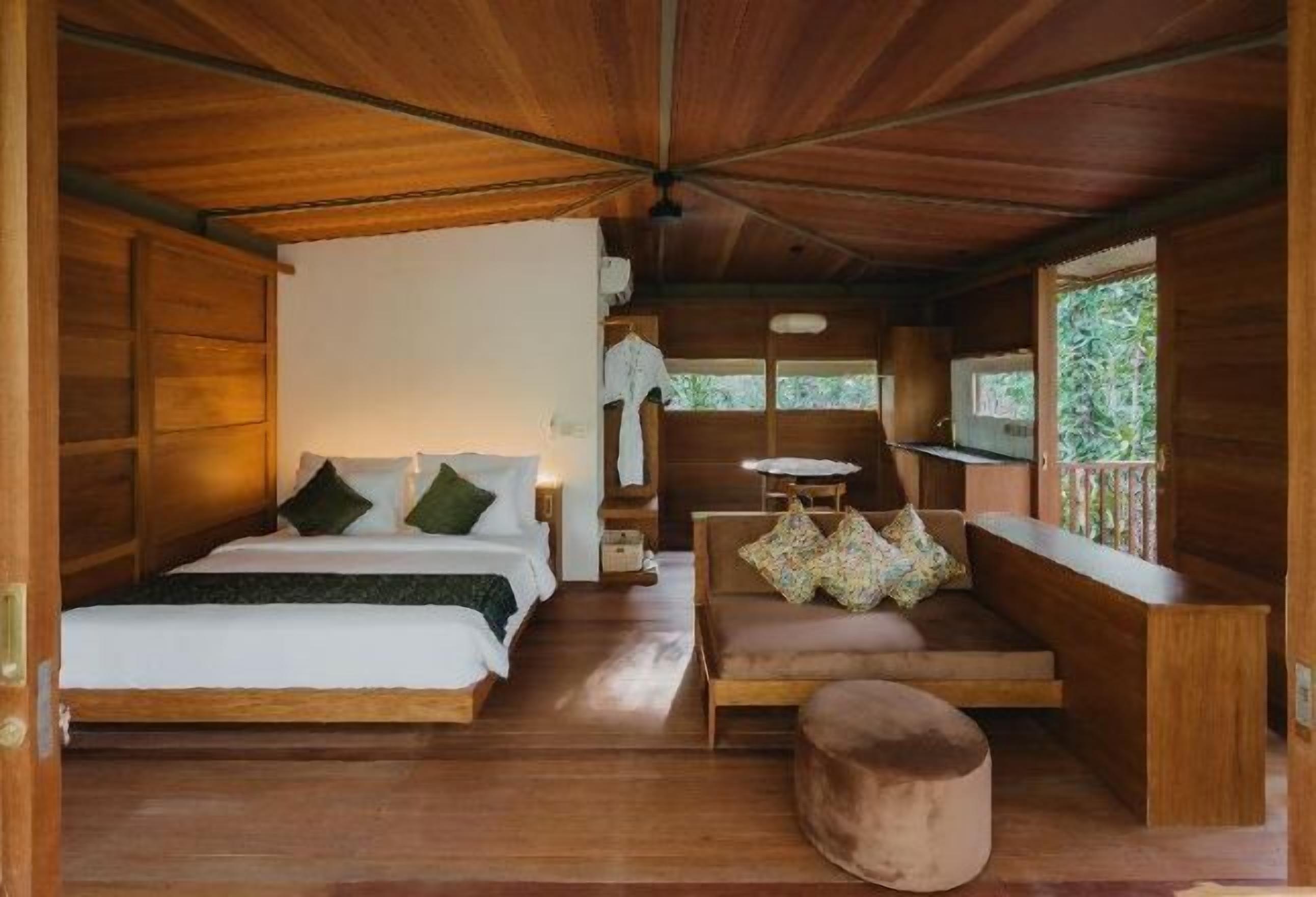 Premium bedding, free WiFi, bed sheets