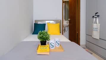 Standard Single Room | Free WiFi, bed sheets