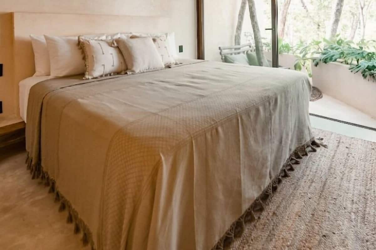 Premium bedding, minibar, in-room safe, individually decorated