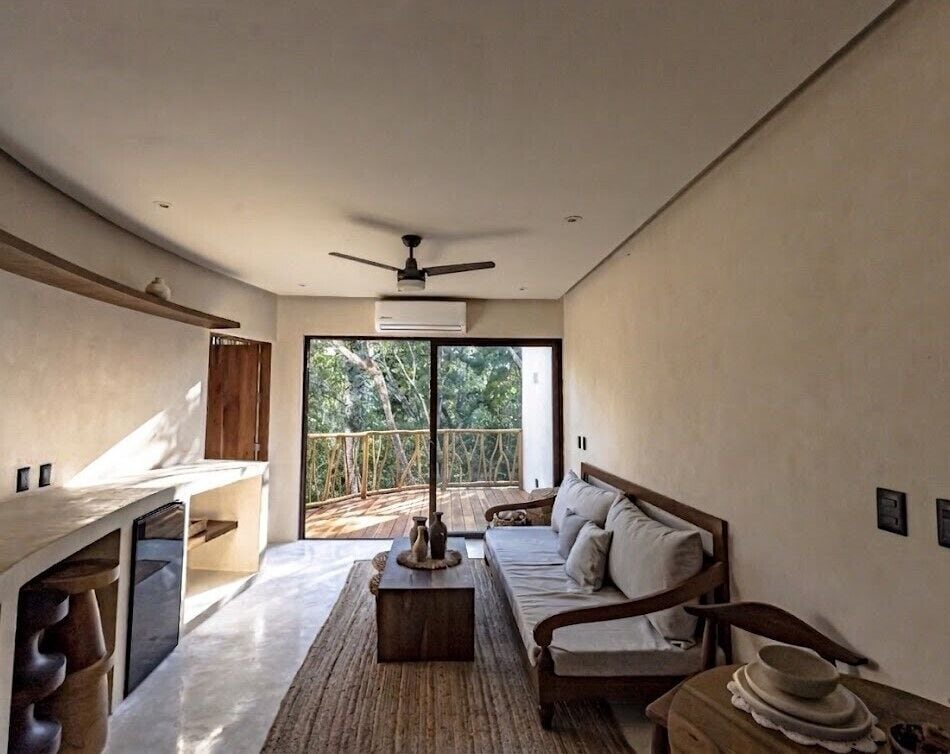 Photo - Taio Tulum