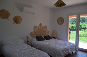 4 Schlafzimmer, Bügeleisen/Bügelbrett, WLAN, Bettwäsche