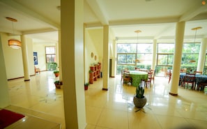 Dining room - Lakefront Hotel Entebbe (Entebbe)