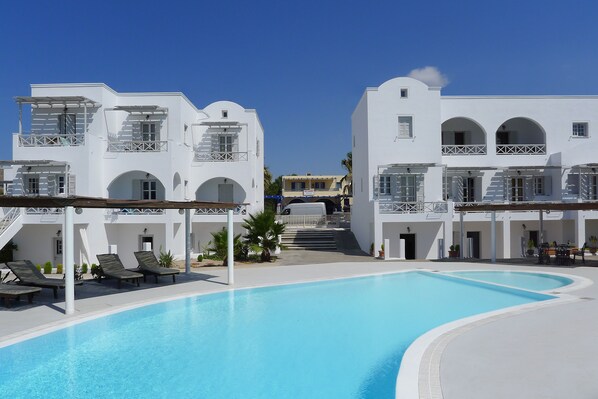 Exterior - Nostos Studio (Santorini)