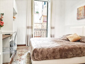 1 bedroom, Egyptian cotton sheets, premium bedding, down duvets - Ai Quartieri (Palermo)