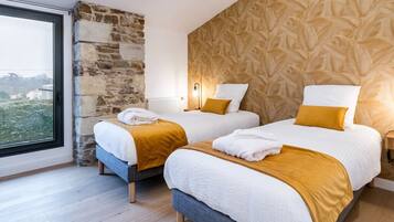 4 habitaciones, wifi gratis y ropa de cama