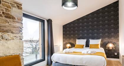 Grande grange rénovée avec jardin et spa proche de Nantes