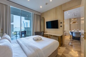 2 Schlafzimmer, Schreibtisch, Bügeleisen/Bügelbrett, kostenloses WLAN
