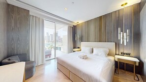 2 bedrooms, desk, iron/ironing board, free WiFi