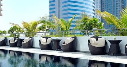 JLT Escape | Elegant 1 Bed | Walk to Metro Station I Laguna Tower