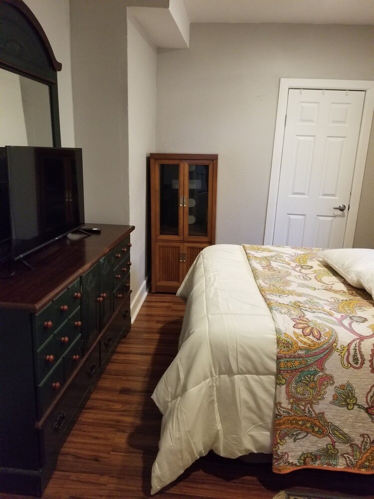 Good Times, All Around Fun. Together In Everything! Kansas City Vrbo