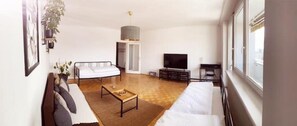 3 chambres, bureau, fer et planche à repasser, Wi-Fi gratuit