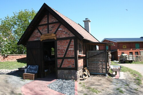 Ferienhaus Rieke, kinderfreundlich, mit Garten , 1500 m zum Salzhaff