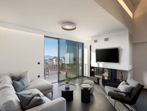 Televisio, takka, stereot