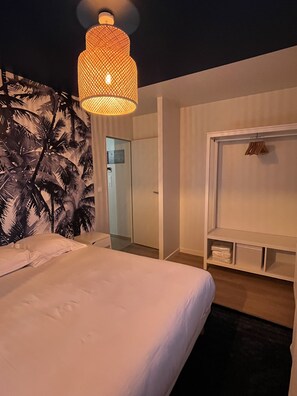 4 chambres, fer et planche à repasser, Wi-Fi gratuit, draps fournis