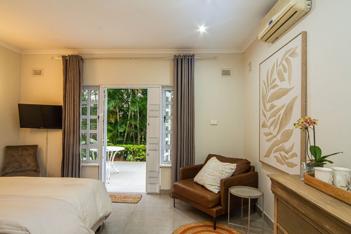 Premium bedding, pillowtop beds, desk, blackout drapes