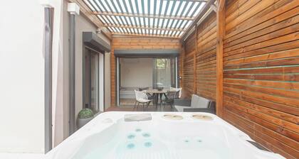 Villa Standing Heated Pool Jacuzzi 5 Bedrooms 12 Pers