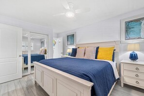 2 bedrooms, iron/ironing board, free WiFi, bed sheets