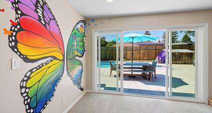 Happy House Getaway – Pool, Hot Tub & Chef’s Kitchen in Wine Country