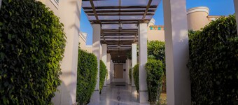 TreeHouse Sunrise Resort & Caravan Park