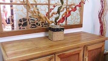 Family Suite, 2 Bedrooms, Kitchenette | Living area