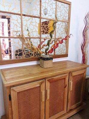 Suite familiar, 2 habitaciones, cocina básica | Zona de estar