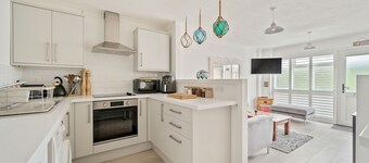 Stone's throw from beach and forest, country walks