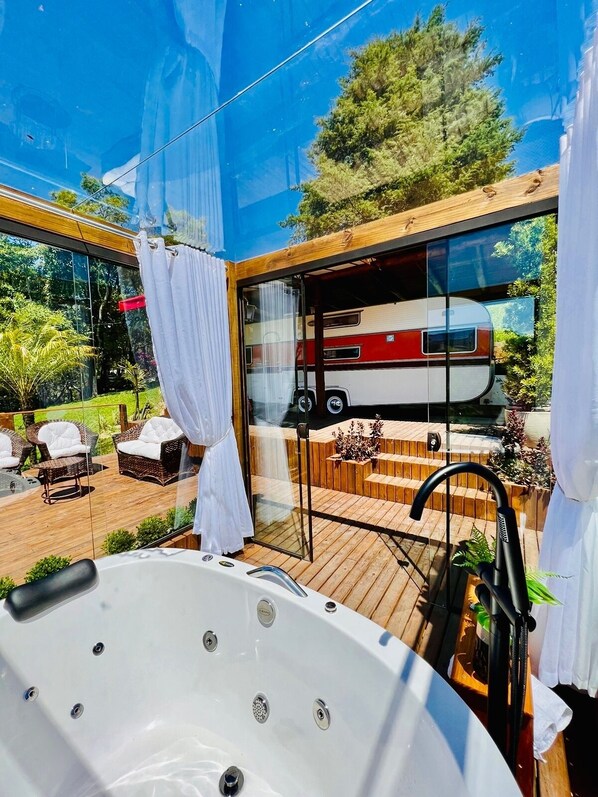 Stuga Design | Privat bubbelpool