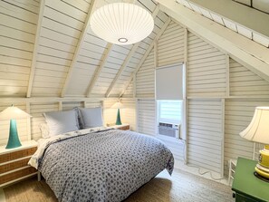 4 habitaciones, tabla de planchar con plancha, wifi y ropa de cama